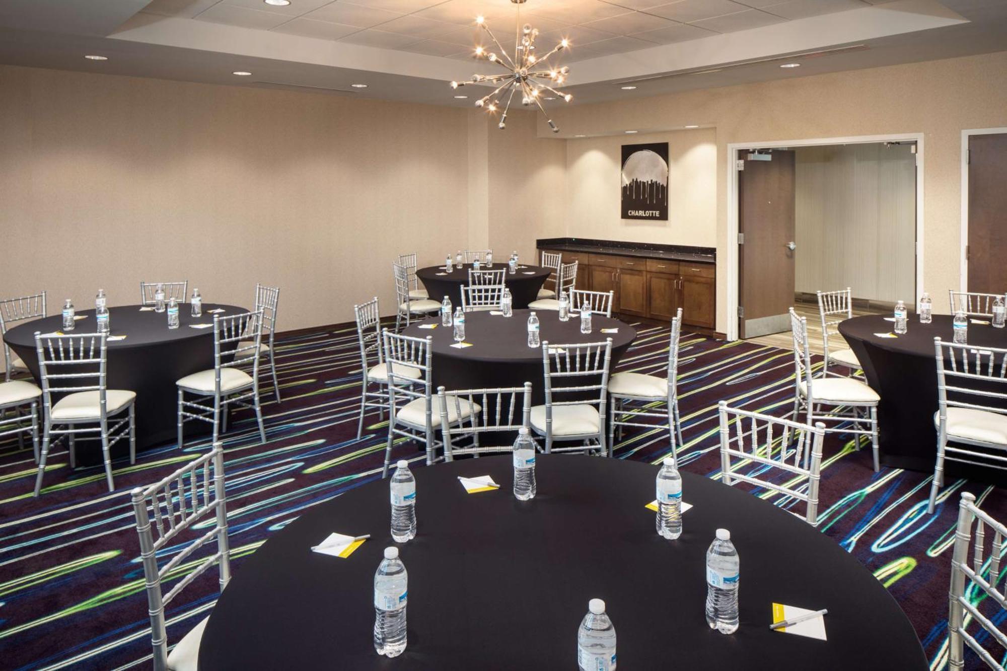 Hampton Inn&Suites Charlotte/Ballantyne, Nc Buitenkant foto